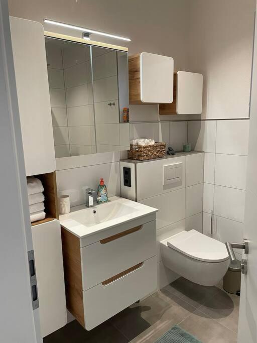 Gemuetliche, Topp Ausgestattete Ferienwohnung Bann Εξωτερικό φωτογραφία