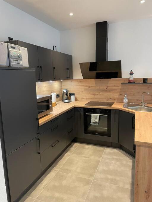 Gemuetliche, Topp Ausgestattete Ferienwohnung Bann Εξωτερικό φωτογραφία